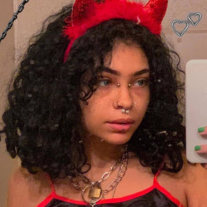 Meet your Posher, Bee